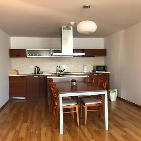 شقة Premium 116m2 دونوفالي